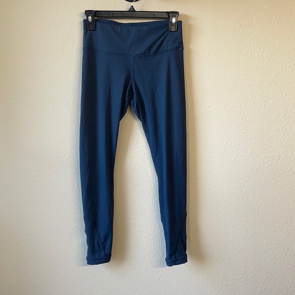 Yogalicious Blue High Waist Cutout Crop Leggings Size Small - Picture 2 of 10